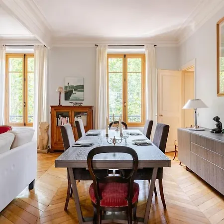 Chic Parisien, Parc Monceau Appartamento